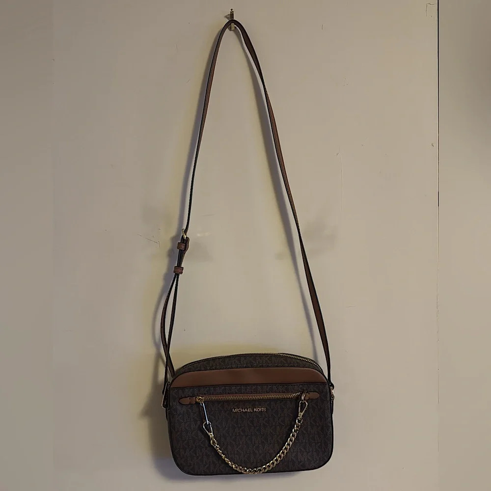 Michael Kors Brown Zip Chain Crossbody Bag - Picture 2 of 5